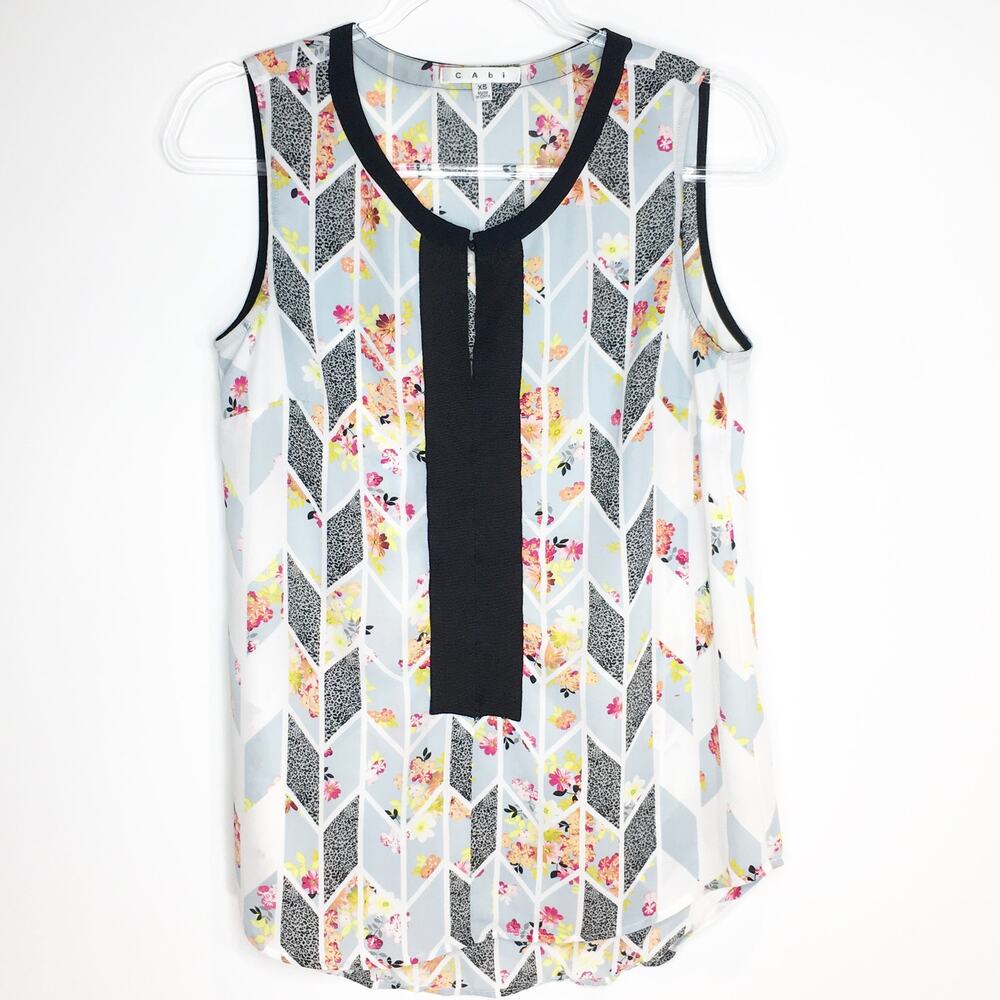 CAbi #249 Womens XS‎ Floral Sleeveless Blouse Gray Grosgrain Ribbon Geometric